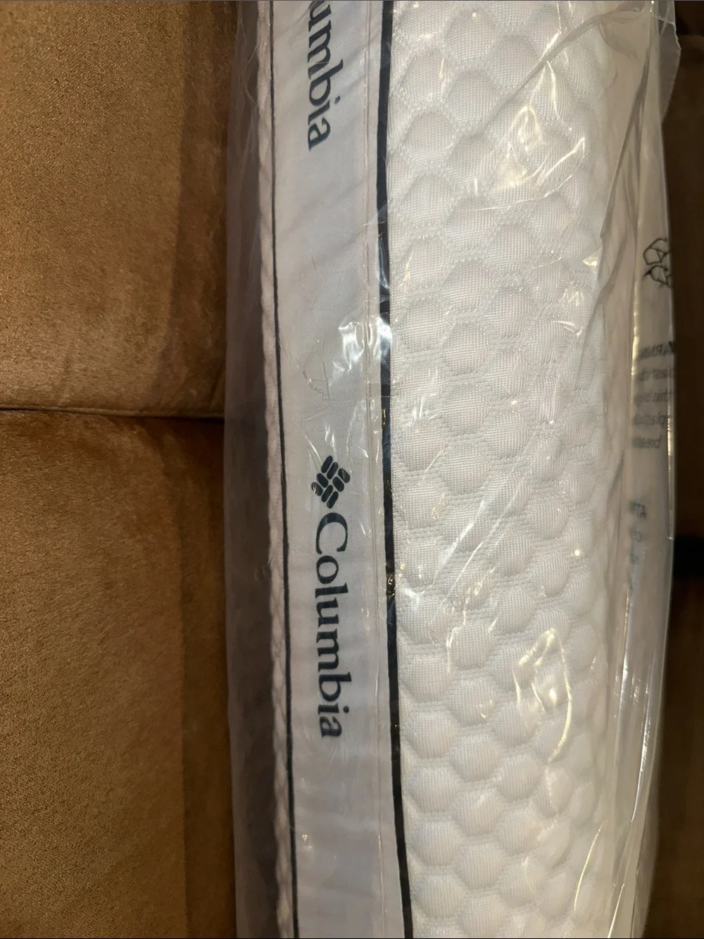 Cooling Quilted Memory Foam Pillow - White